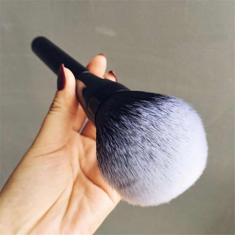 Professional Powder Makeup Brush – Ideal for Foundation &amp; Blush